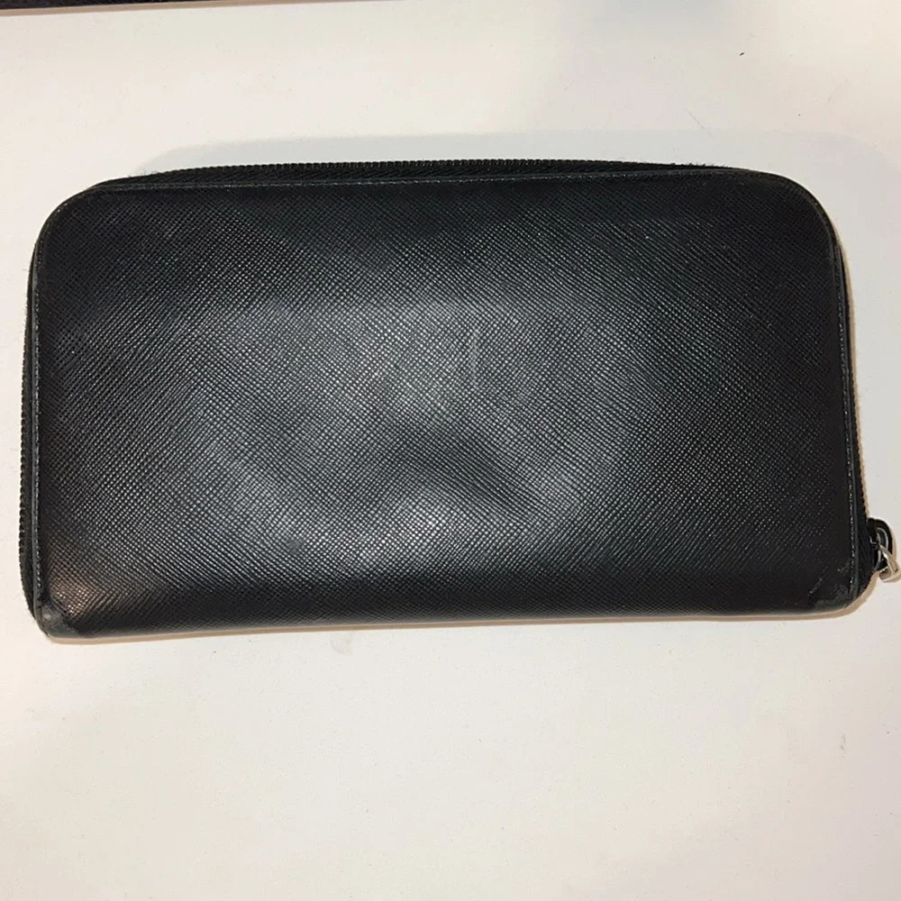Prada Saffiano Black Zip Wallet - Picture 3 of 8
